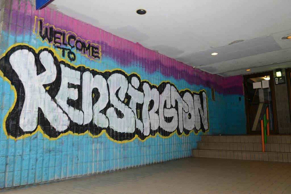 Kensington College Backpackers Hostel โตรอนโต ภายนอก รูปภาพ