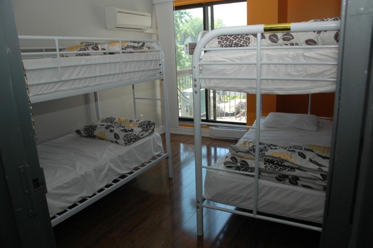 Kensington College Backpackers Hostel โตรอนโต ภายนอก รูปภาพ